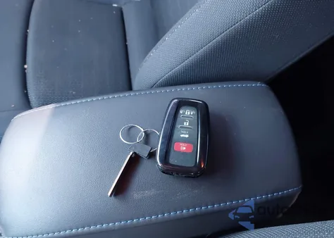 2020 Toyota Corolla Se из США, поврежденный, VIN 5YFP4RCE6LP017801